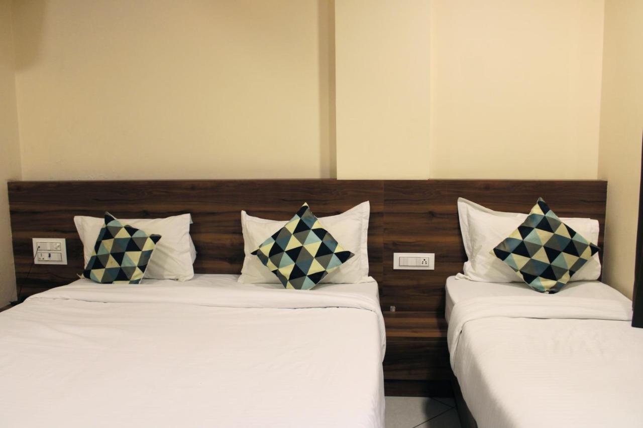 Maruti Group Of Hotels - Shri Naman Nathdwara Exterior photo