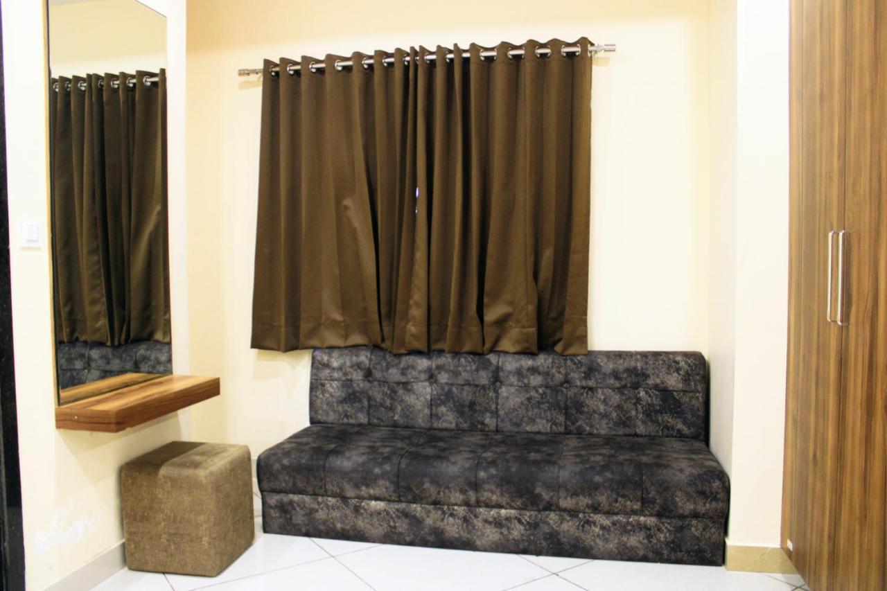Maruti Group Of Hotels - Shri Naman Nathdwara Exterior photo