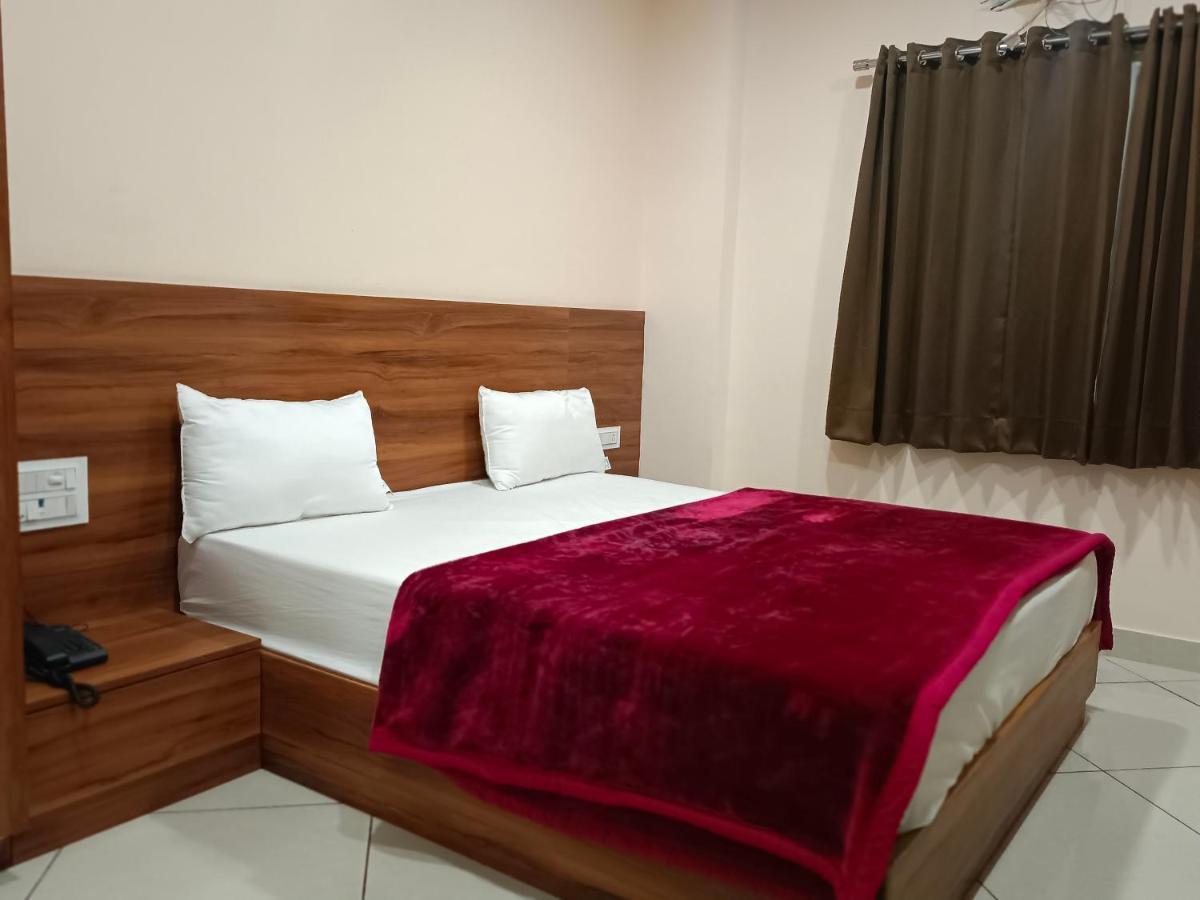 Maruti Group Of Hotels - Shri Naman Nathdwara Exterior photo