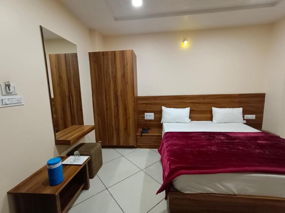 Maruti Group Of Hotels - Shri Naman Nathdwara Exterior photo