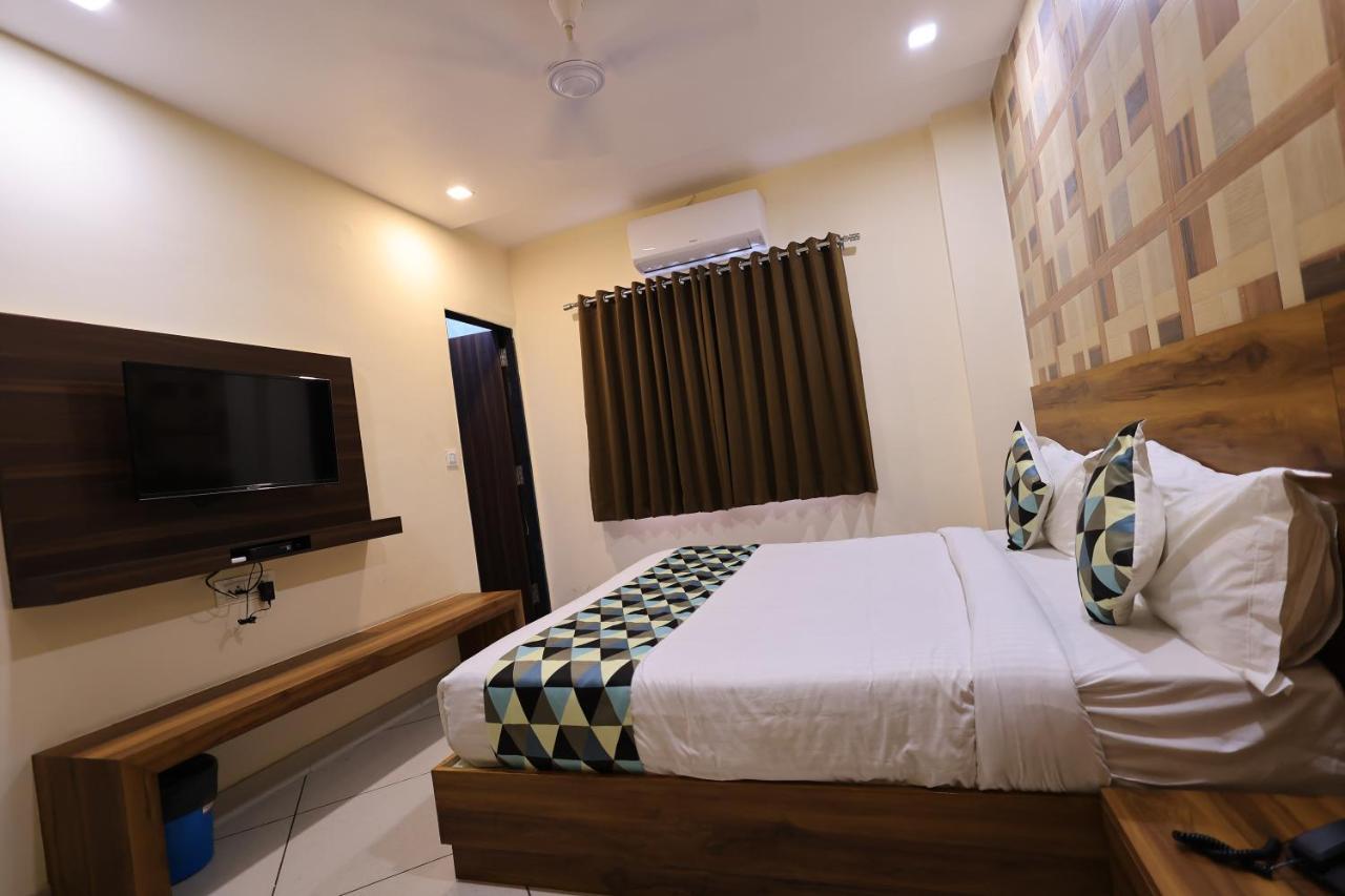 Maruti Group Of Hotels - Shri Naman Nathdwara Exterior photo