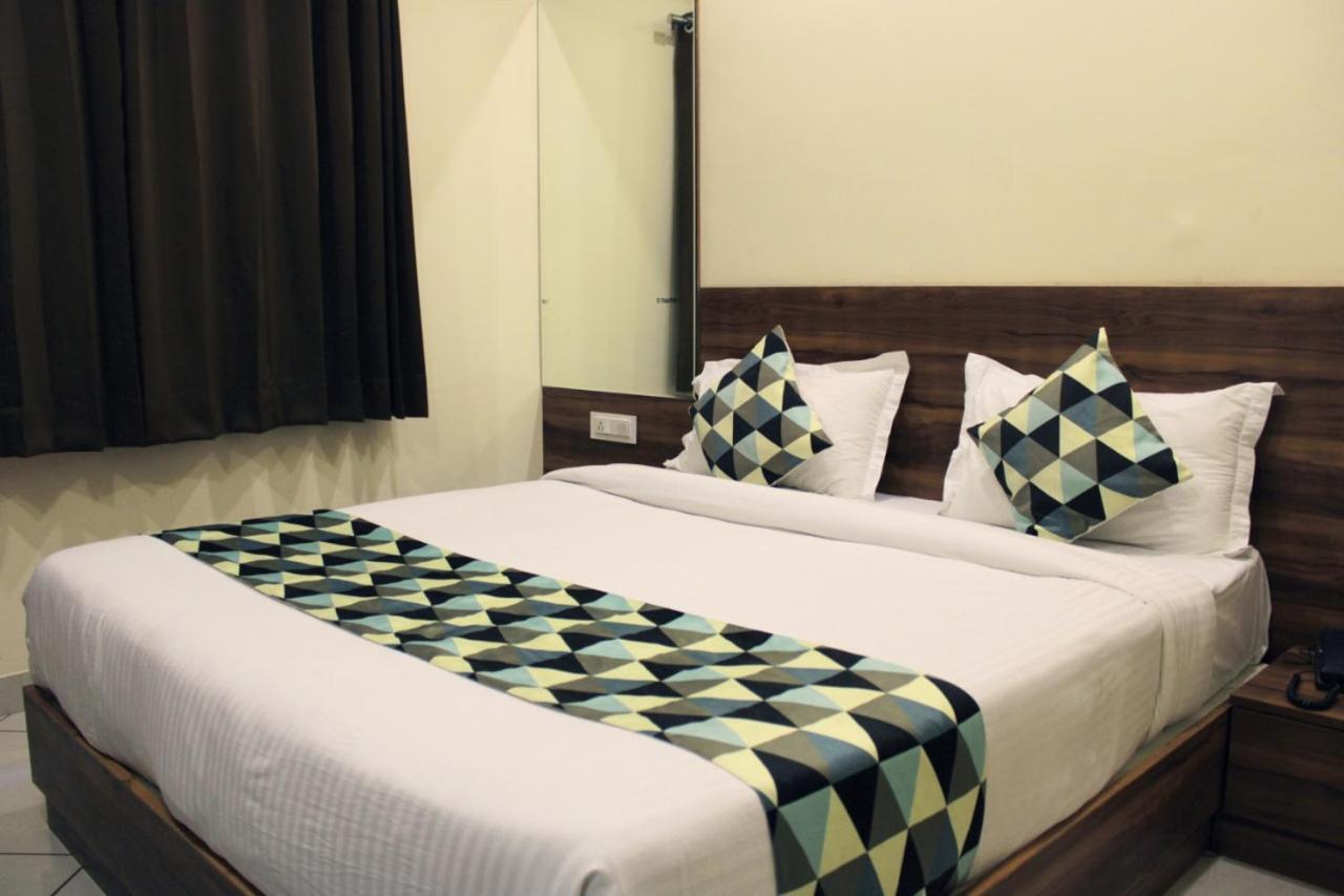 Maruti Group Of Hotels - Shri Naman Nathdwara Exterior photo