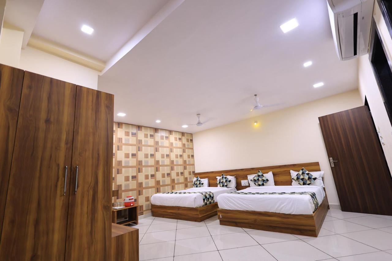 Maruti Group Of Hotels - Shri Naman Nathdwara Exterior photo